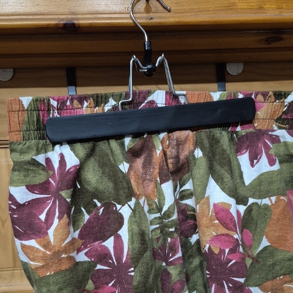 Floral Two-Piece Linen Set in Olive Green & Rose - Picture 7 of 7